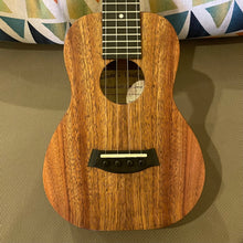 Load image into Gallery viewer, Kanile&#39;a K-1 C Nat Concert Ukulele #0225-29010
