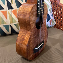 Load image into Gallery viewer, KoAloha KSM-00 Soprano Ukulele #2503063
