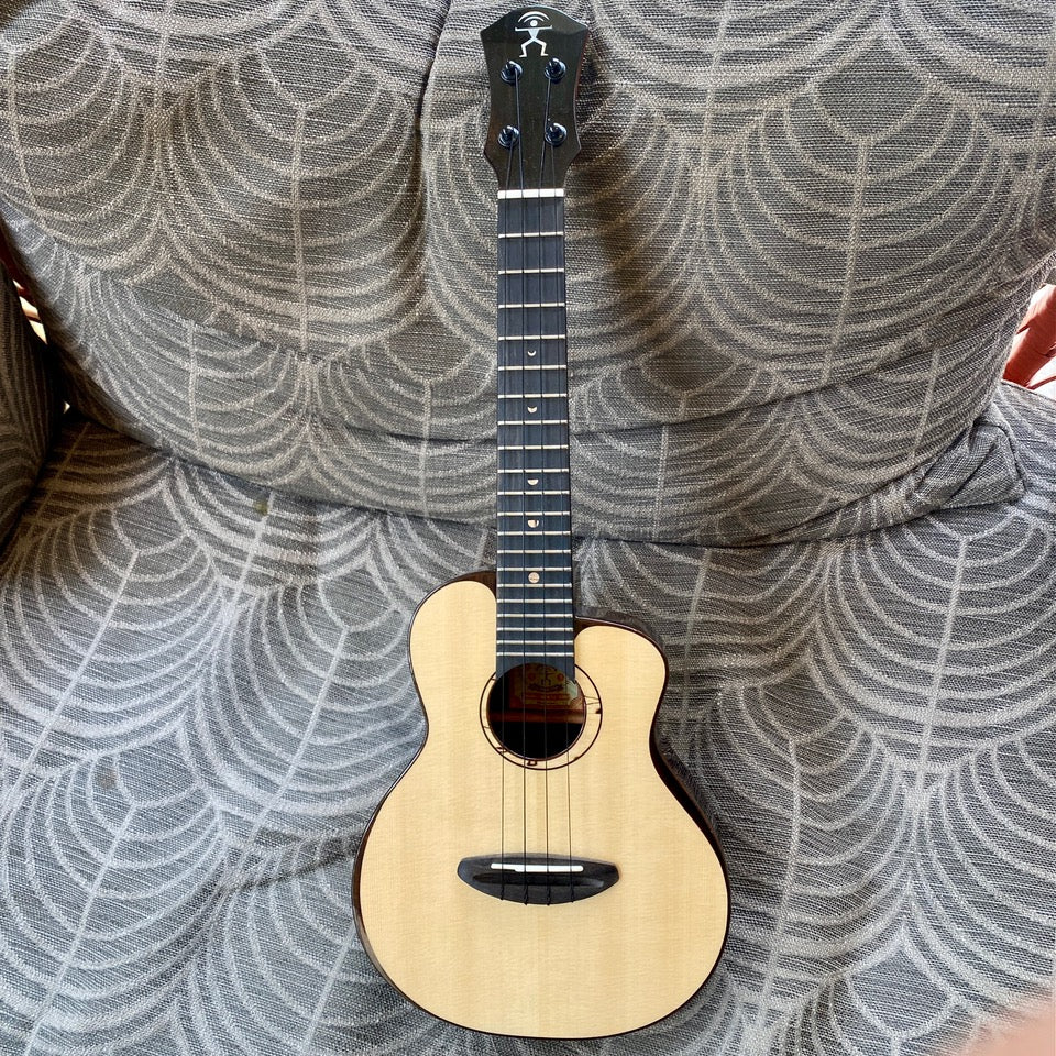 Anuenue⭐︎ The Ukulele Site | aNueNue 