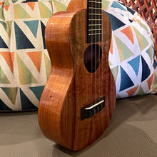 Load image into Gallery viewer, KoAloha KCM-00 Concert Ukulele #2503061
