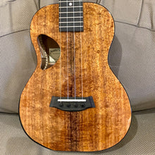 Load image into Gallery viewer, Kanileʻa DK T Premium Tenor Ukulele #0323-26962
