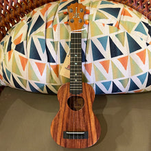 Load image into Gallery viewer, KoAloha KSM-10 Soprano Ukulele #25031602
