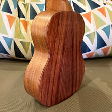 Load image into Gallery viewer, KoAloha KSM-10 Soprano Ukulele #25031602
