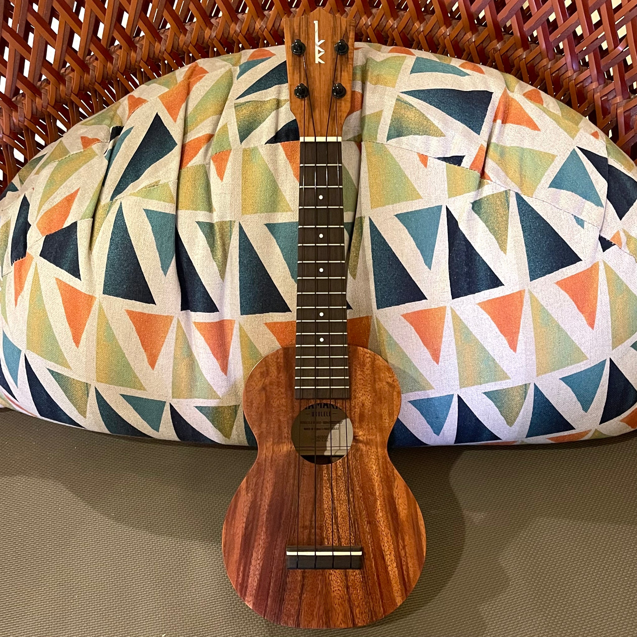 Rhapsody in Blue Sparkle Concert Ukulele – Kala Brand Music Co.™