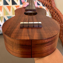 Load image into Gallery viewer, Kamaka HF-1L Soprano Long Neck Ukulele #240975
