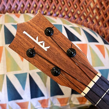 Load image into Gallery viewer, Kamaka HF-1 Soprano Ukulele #250122
