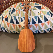 Load image into Gallery viewer, KoAloha KSM-11 Soprano Pineapple Ukulele #2504282
