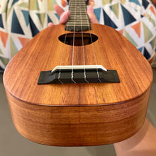 Load image into Gallery viewer, KoAloha KSM-11 Soprano Pineapple Ukulele #2504283
