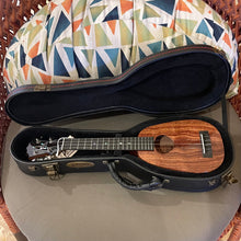 Load image into Gallery viewer, KoAloha KSM-03 Soprano Pineapple Longneck Ukulele #2504281
