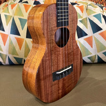 Load image into Gallery viewer, KoAloha KCM-00 Concert Ukulele #2502061
