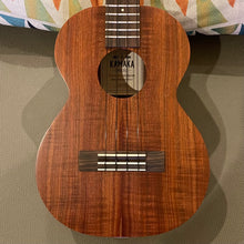Load image into Gallery viewer, Kamaka HF-3 Tenor Ukulele #240768

