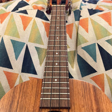 Load image into Gallery viewer, Kamaka HF-3I Slotted-Head Tenor Ukulele #240490
