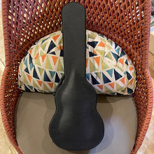 Load image into Gallery viewer, KoAloha KTM-00 Tenor Ukulele #2505251
