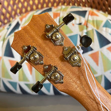 Load image into Gallery viewer, Kanile&#39;a K-1 C Nat Concert Ukulele #0625-29207
