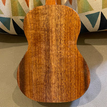 Load image into Gallery viewer, KoAloha KSM-00 Soprano Ukulele #2506241
