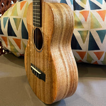 Load image into Gallery viewer, Honua LIMITED EDITION! HT-442 Tenor Ukulele #472

