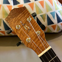 Load image into Gallery viewer, Honua LIMITED EDITION! HT-442 Tenor Ukulele #472
