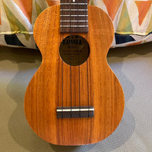 Load image into Gallery viewer, Kamaka HF-1 Soprano Ukulele #250431
