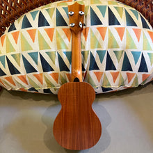 Load image into Gallery viewer, Kamaka HF-1 Soprano Ukulele #250430
