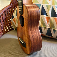 Load image into Gallery viewer, KoAloha KSM-10 Soprano Ukulele #2507191
