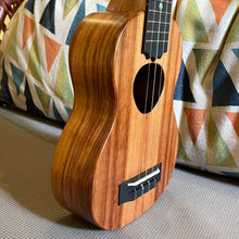 Load image into Gallery viewer, KoAloha KSM-10 Soprano Ukulele #2509154
