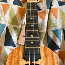 Load image into Gallery viewer, KoAloha KSM-10 Soprano Ukulele #2509154
