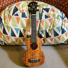 Load image into Gallery viewer, KoAloha KSM-00 Soprano Ukulele #2509151
