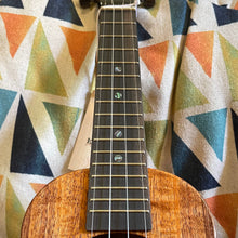 Load image into Gallery viewer, KoAloha KSM-00 Soprano Ukulele #2509151
