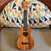 Load image into Gallery viewer, KoAloha KCM-10 Concert Ukulele #2507042
