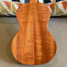 Load image into Gallery viewer, KoAloha KCM-10 Concert Ukulele #2507042
