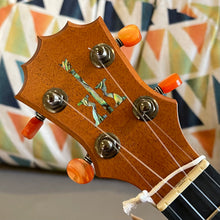 Load image into Gallery viewer, KoAloha KCM-10 Concert Ukulele #2507042
