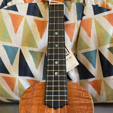 Load image into Gallery viewer, KoAloha KCM-10 Concert Ukulele #2507042
