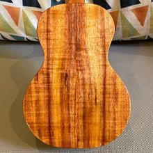 Load image into Gallery viewer, KoAloha KCM-00 Concert Ukulele #2509022
