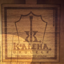 Load image into Gallery viewer, KoAloha KCM-00 Concert Ukulele #2509022

