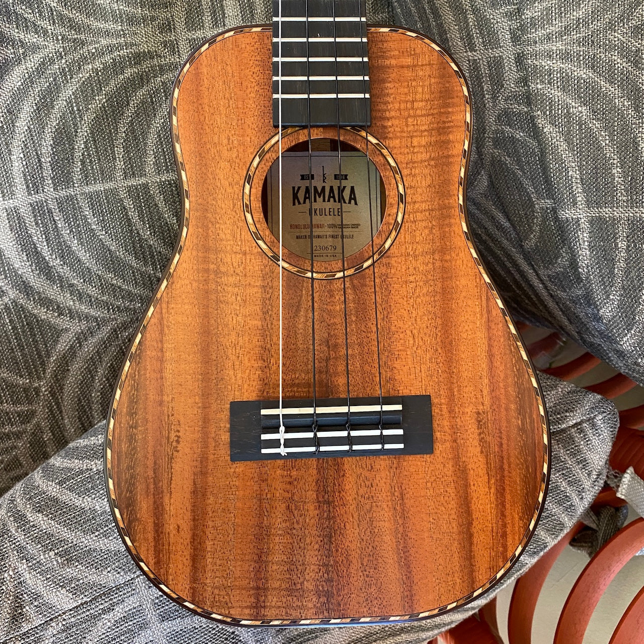 Kamaka HB-2D Concert Bell-Shape Ukulele Deluxe #230679 – Ukulele 