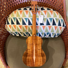 Load image into Gallery viewer, Kanileʻa DK T Pro Tenor Ukulele #0925-29327
