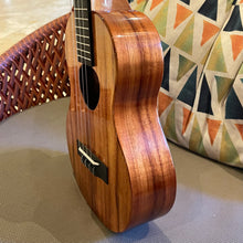 Load image into Gallery viewer, KoAloha KTM-00 Tenor Ukulele #2509164
