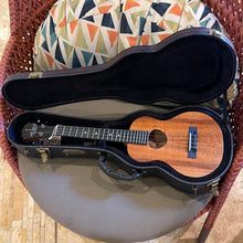 Load image into Gallery viewer, KoAloha KTM-00 Tenor Ukulele #2507193
