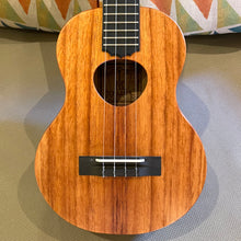 Load image into Gallery viewer, KoAloha KTM-10 Tenor Ukulele #2509152

