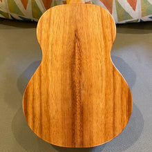 Load image into Gallery viewer, KoAloha KTM-10 Tenor Ukulele #2509152
