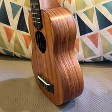 Load image into Gallery viewer, KoAloha KSM-10 Soprano Ukulele #2510151
