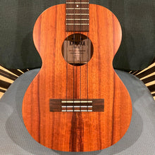 Load image into Gallery viewer, Kamaka HF-3 Tenor Ukulele #250245
