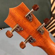 Load image into Gallery viewer, Kamaka HF-3 Tenor Ukulele #250245
