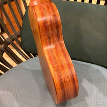 Load image into Gallery viewer, KoAloha KCM-10 Concert Ukulele #2510152
