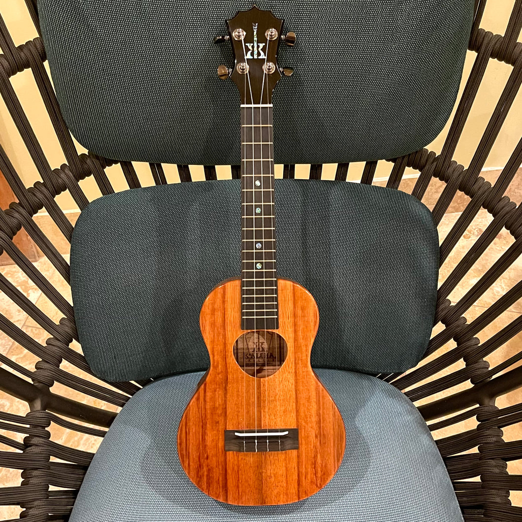 KoAloha KCM-00 Concert Ukulele #2509162