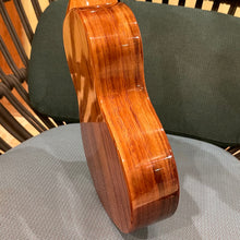 Load image into Gallery viewer, KoAloha KCM-00 Concert Ukulele #2509162
