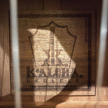 Load image into Gallery viewer, KoAloha KCM-00 Concert Ukulele #2509162
