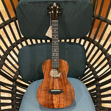 Load image into Gallery viewer, Kanile&#39;a K-1 T Core Tenor Ukulele #1025-29452
