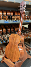 Load image into Gallery viewer, Kamaka Deluxe HF-3D2i C Tenor
