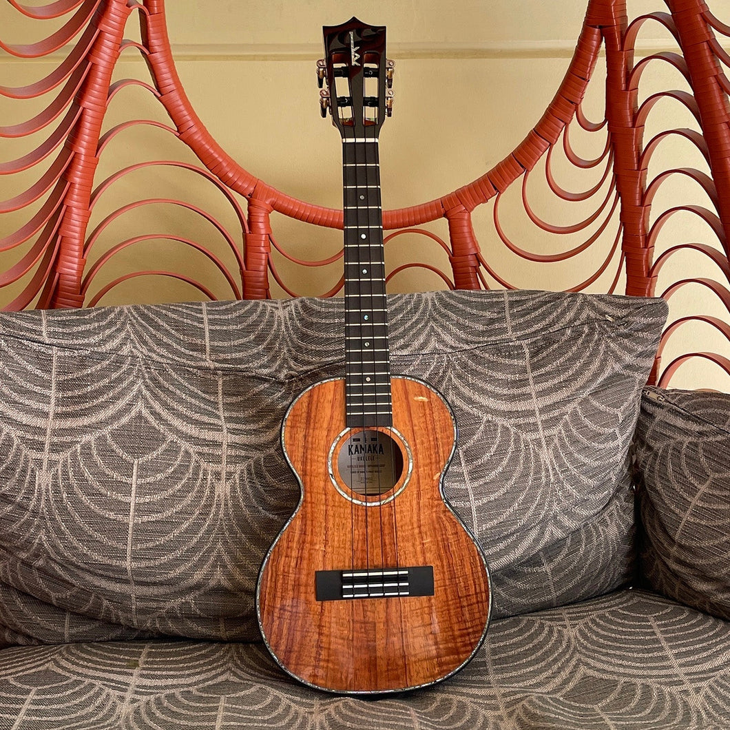 Kamaka HF-3D2I ABV Tenor Ukulele Deluxe2 Slotted Head with L.R.Baggs FIVE.O Pickup #220402
